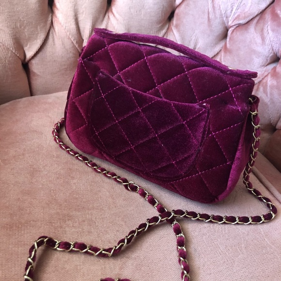 Small Wine Shoulder Bag - Picture 2 of 6